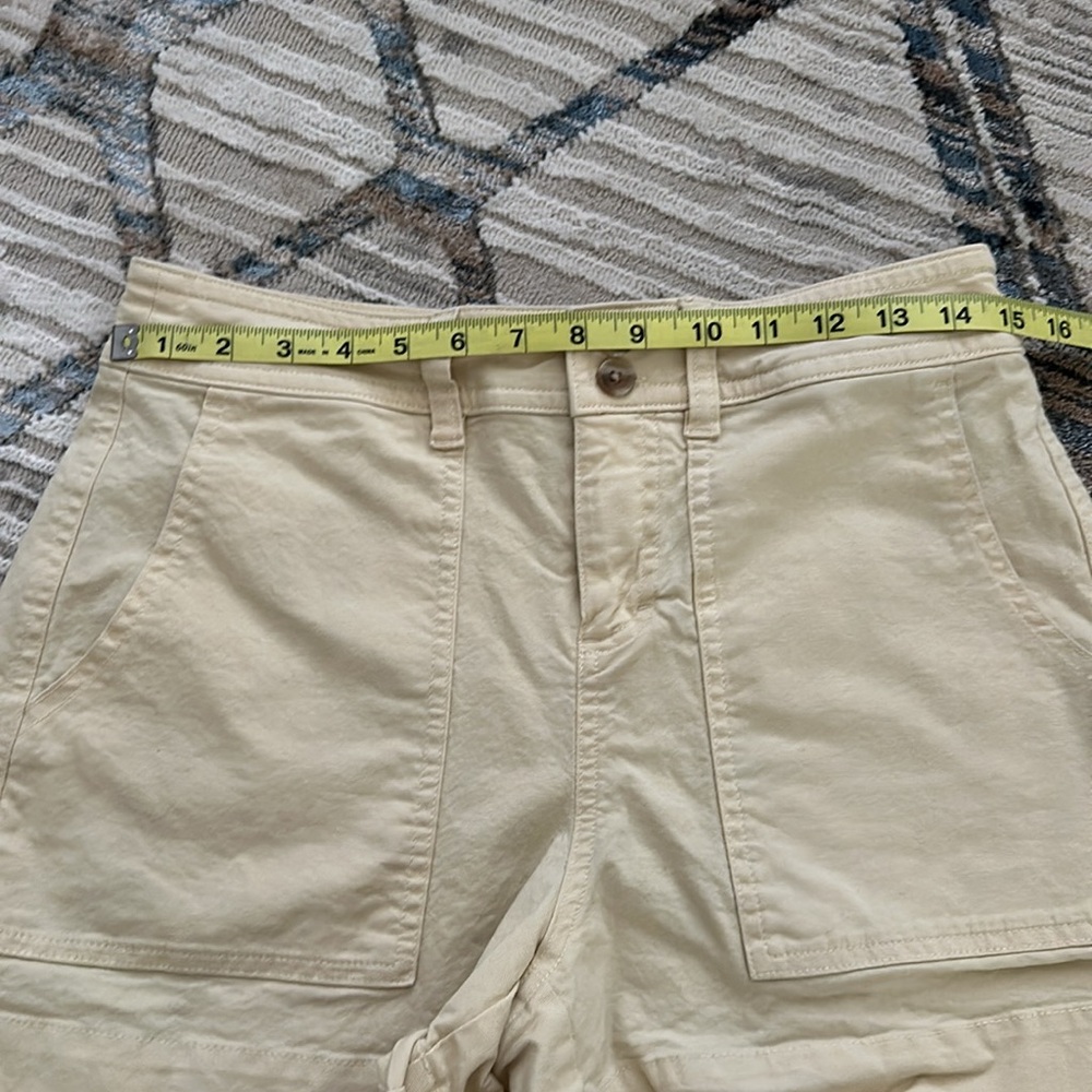 A new day • high waisted yellow shorts - Picture 3 of 8